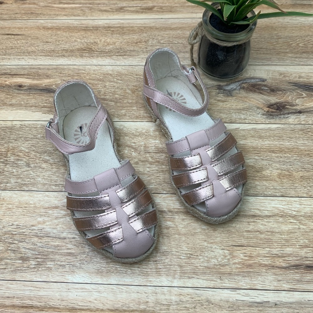 UGG Espadrille Toddler Sandal sz 8